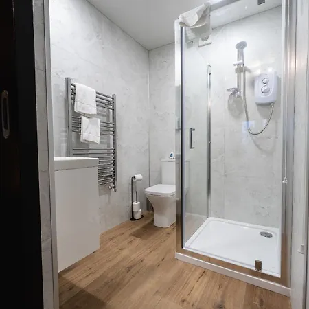 Escape Ordinary In Belfast Apartment Exterior photo